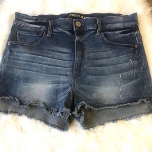 Express high rise denim shorts size 12